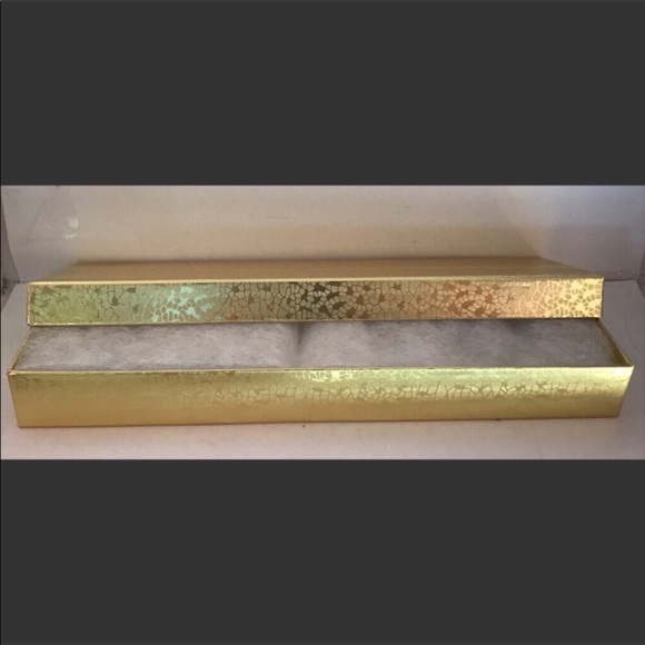 20” Green Angels with Gold Wings and Halos Necklace and Matching Earrings - Picture 2 of 2